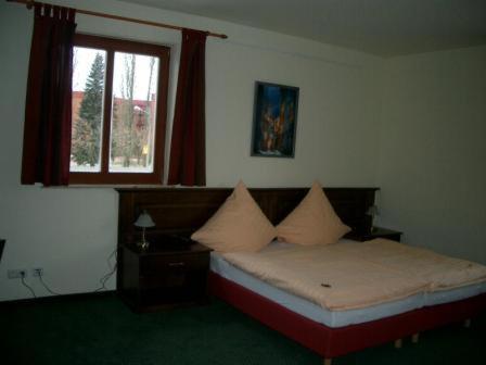 Gasthof Strausberg Nord Экстерьер фото